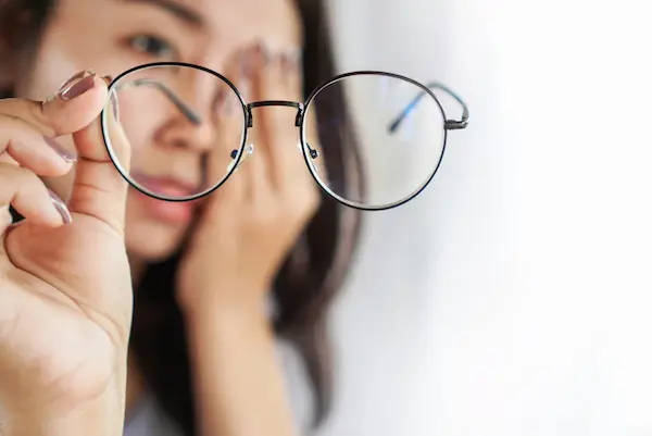¿Qué es la hipermetropía y cómo corregirla