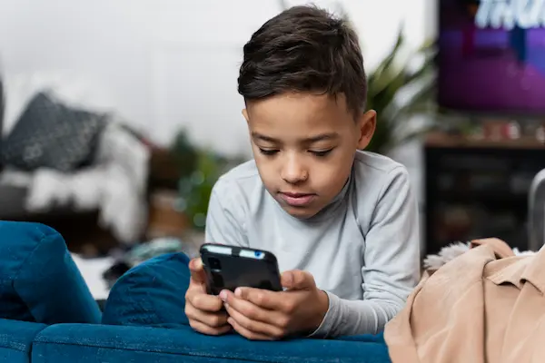 Principales causas del aumento de la miopía infantil